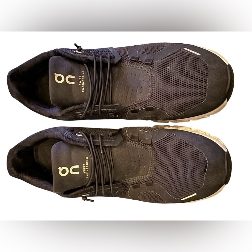 On Cloud Running Black Shoes Sneakers Women’s 8.5 - Picture 2 of 7